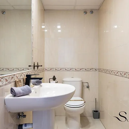 Dom wakacyjny Townhouse With Jacuzzi,sea Views, Swimming Pool,garage *