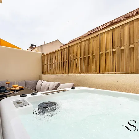 Townhouse With Jacuzzi,sea Views, Swimming Pool,garage *
